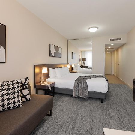 Punthill Norwest Aparthotel Екстериор снимка