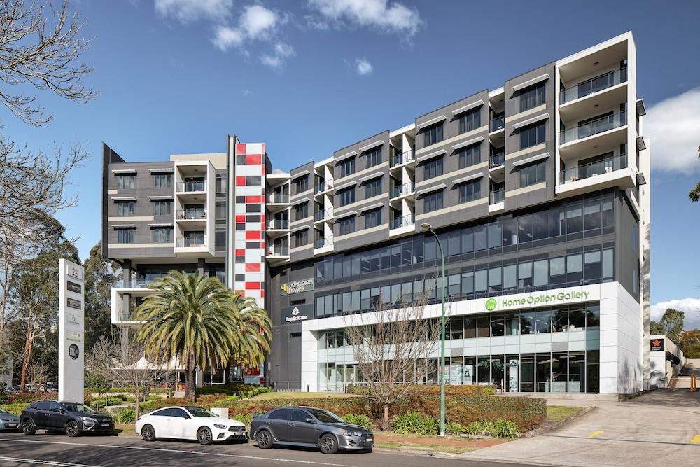 Punthill Norwest Aparthotel Екстериор снимка