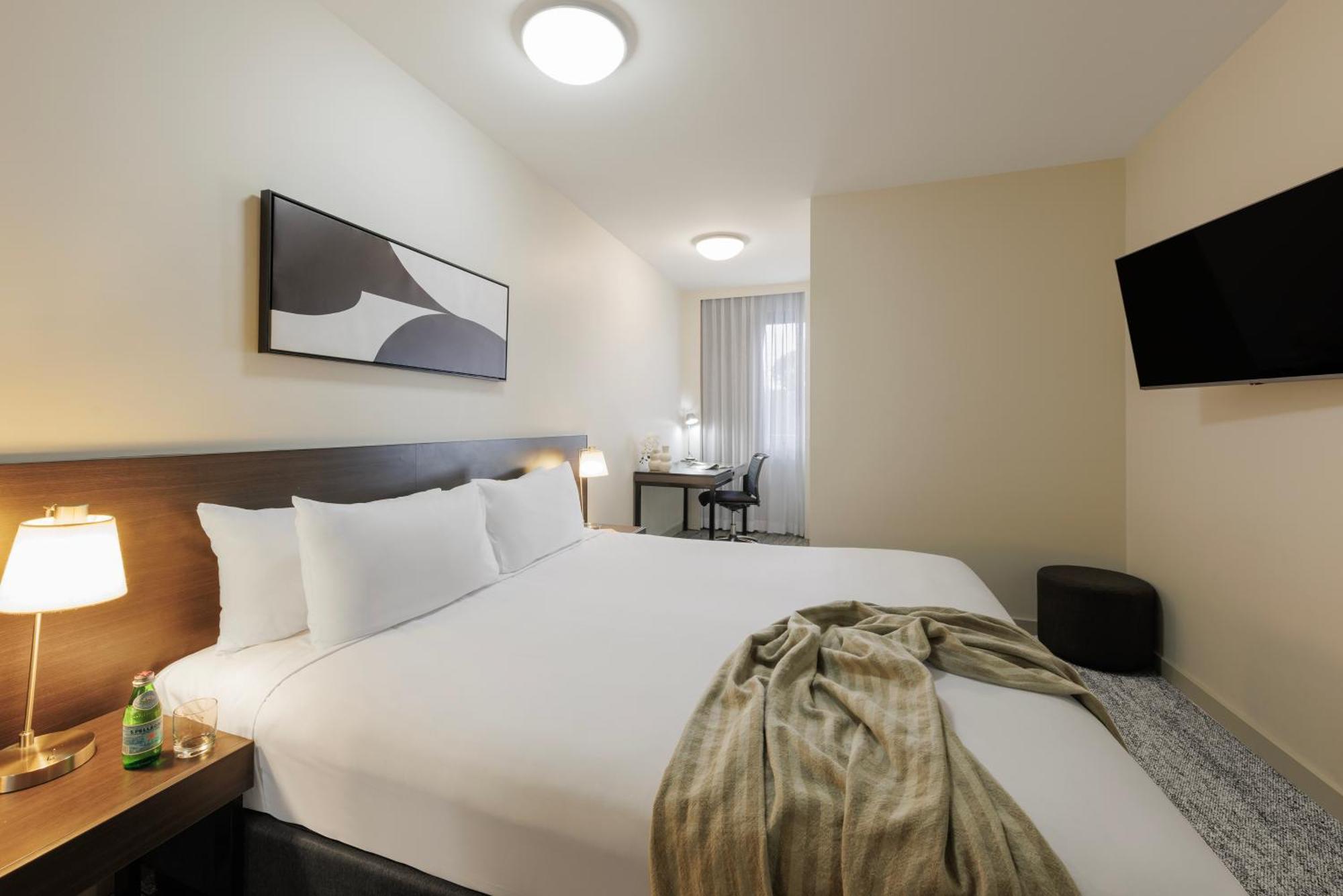 Punthill Norwest Aparthotel Екстериор снимка