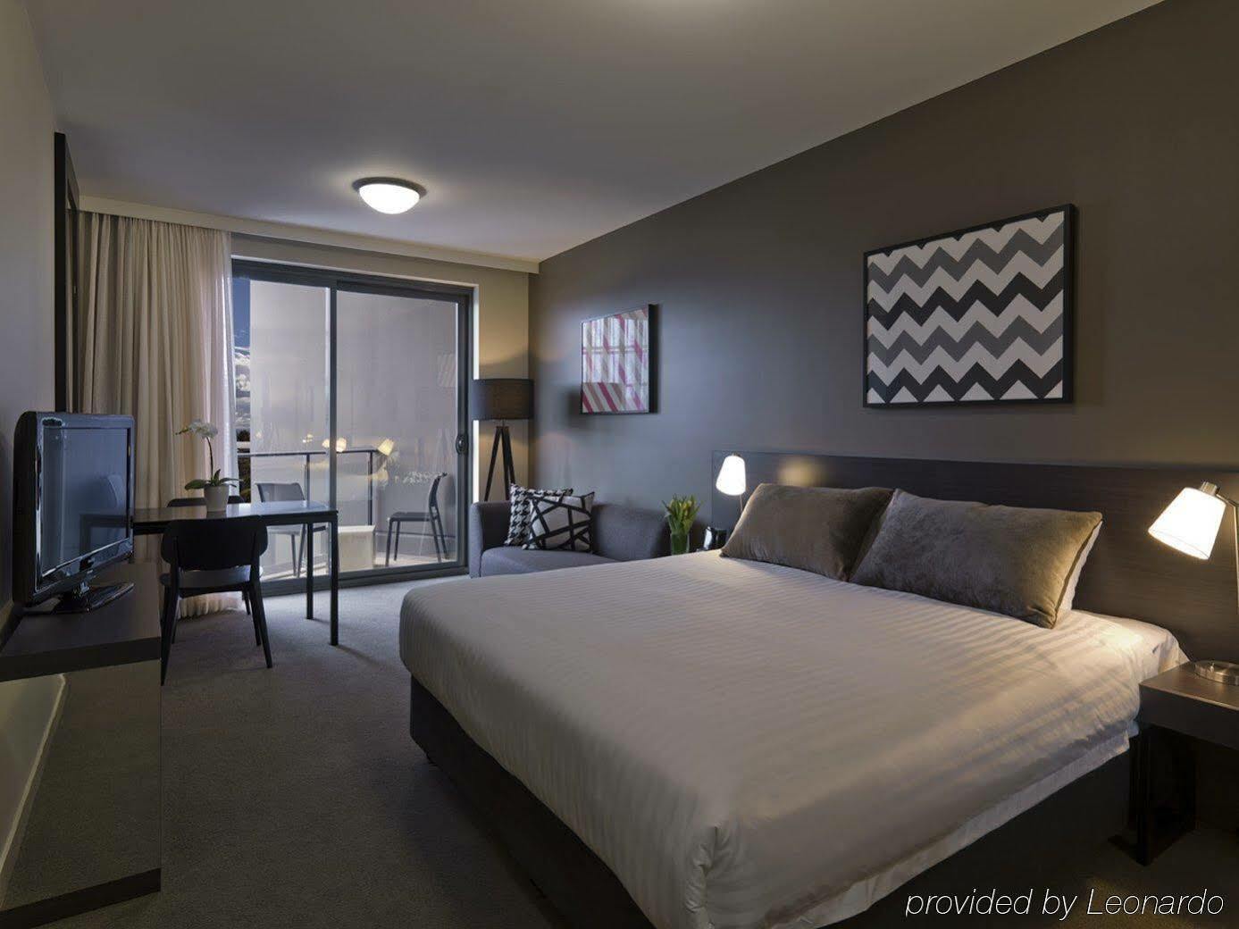 Punthill Norwest Aparthotel Екстериор снимка